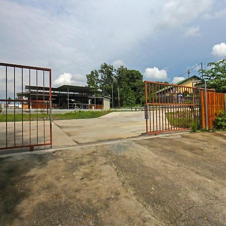 Oyo 92237 Dj Home Mataram Exterior photo