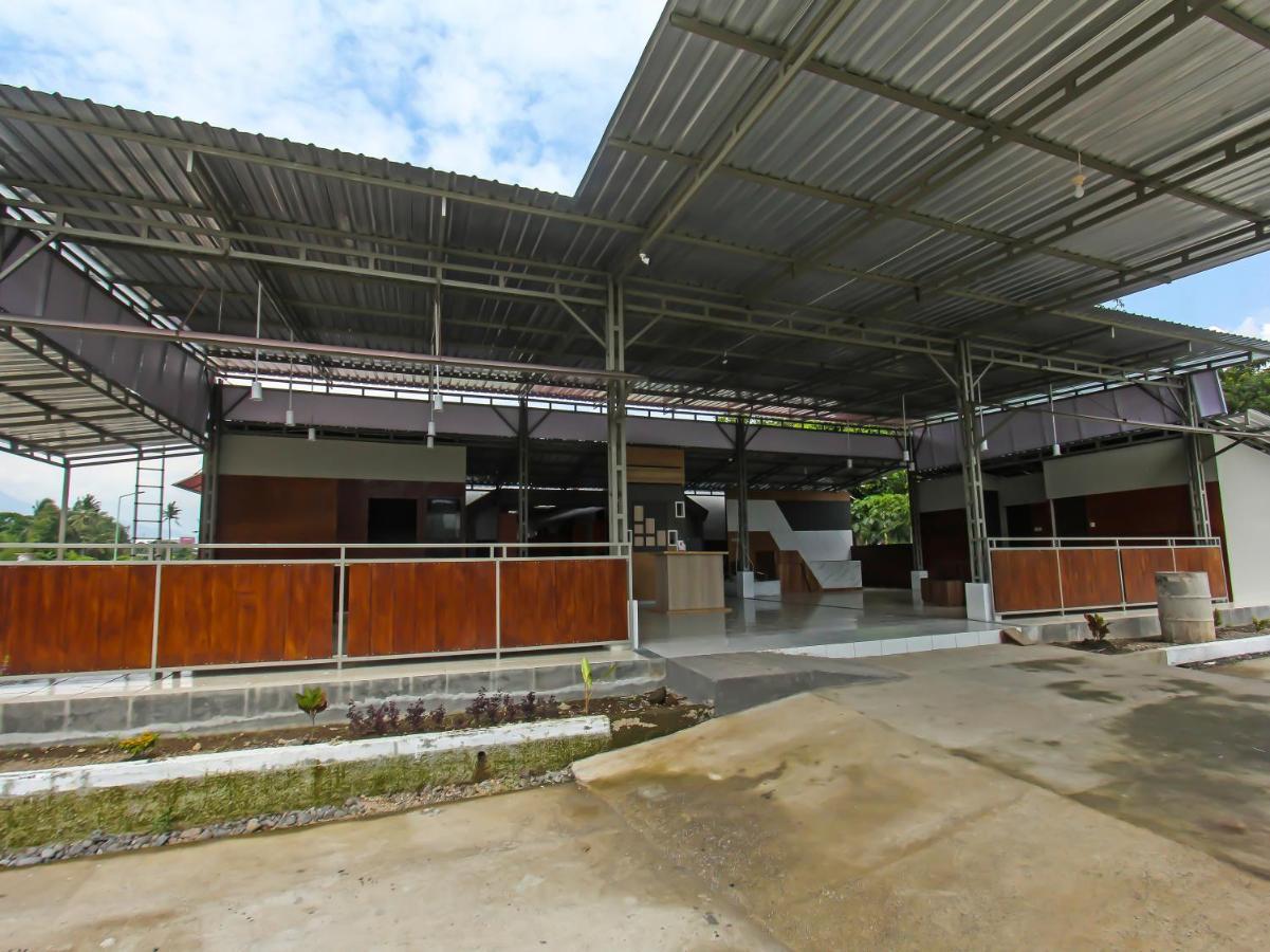 Oyo 92237 Dj Home Mataram Exterior photo